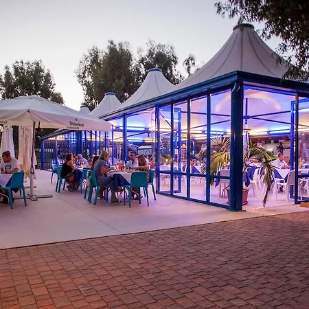Κάμπινγκ Village Laguna Blu Fertilia