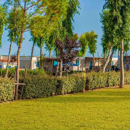 Village Laguna Blu Кемпінг Фертілія